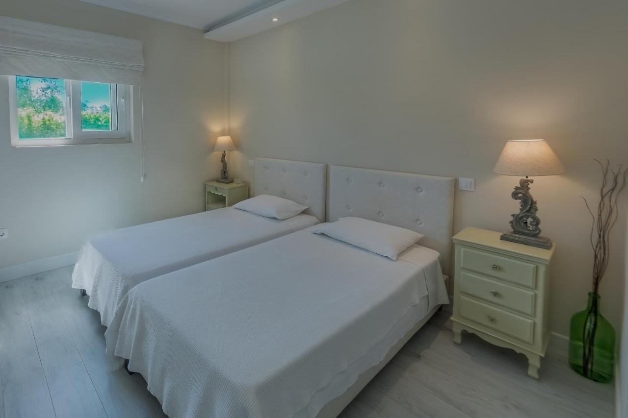 Villa Evanna Lefkimmi  Exteriör bild